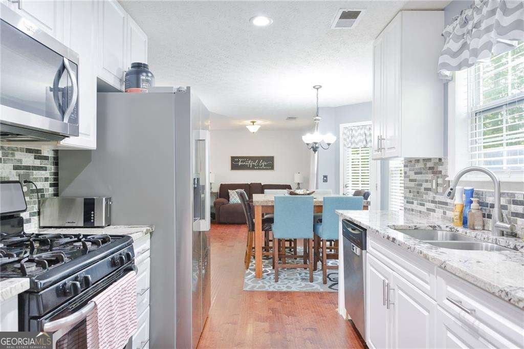 4926 Lake Park Lane Acworth - Photo 11