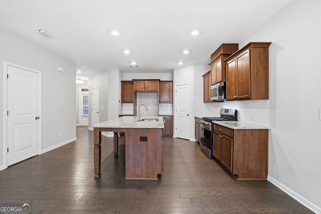 1162 Lanier Willow Path Buford - Photo 13