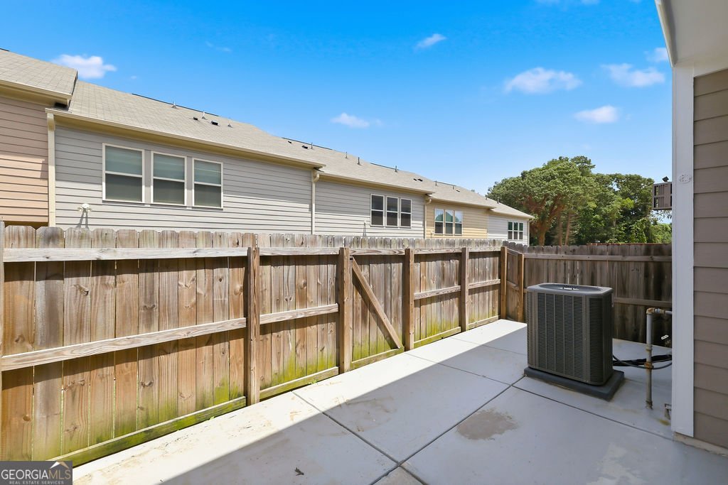 1162 Lanier Willow Path Buford - Photo 34