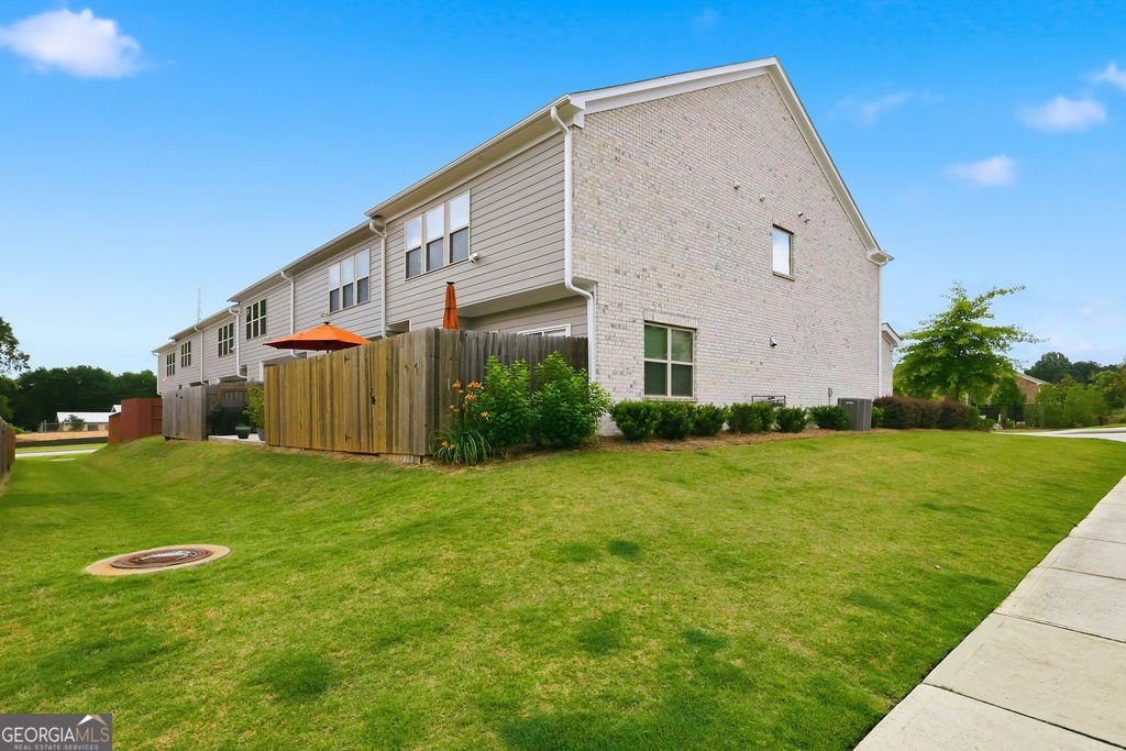 1162 Lanier Willow Path Buford - Photo 36