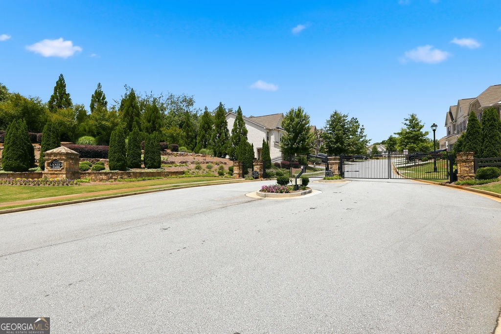 1162 Lanier Willow Path Buford - Photo 37