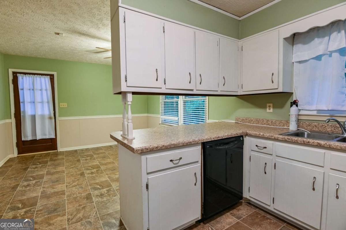 60 Russell Drive Covington - Photo 10
