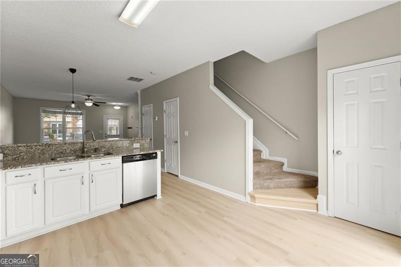 318 Devonshire Drive Alpharetta - Photo 18
