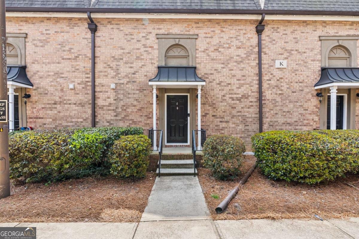 6980 Roswell Road Atlanta - main photo