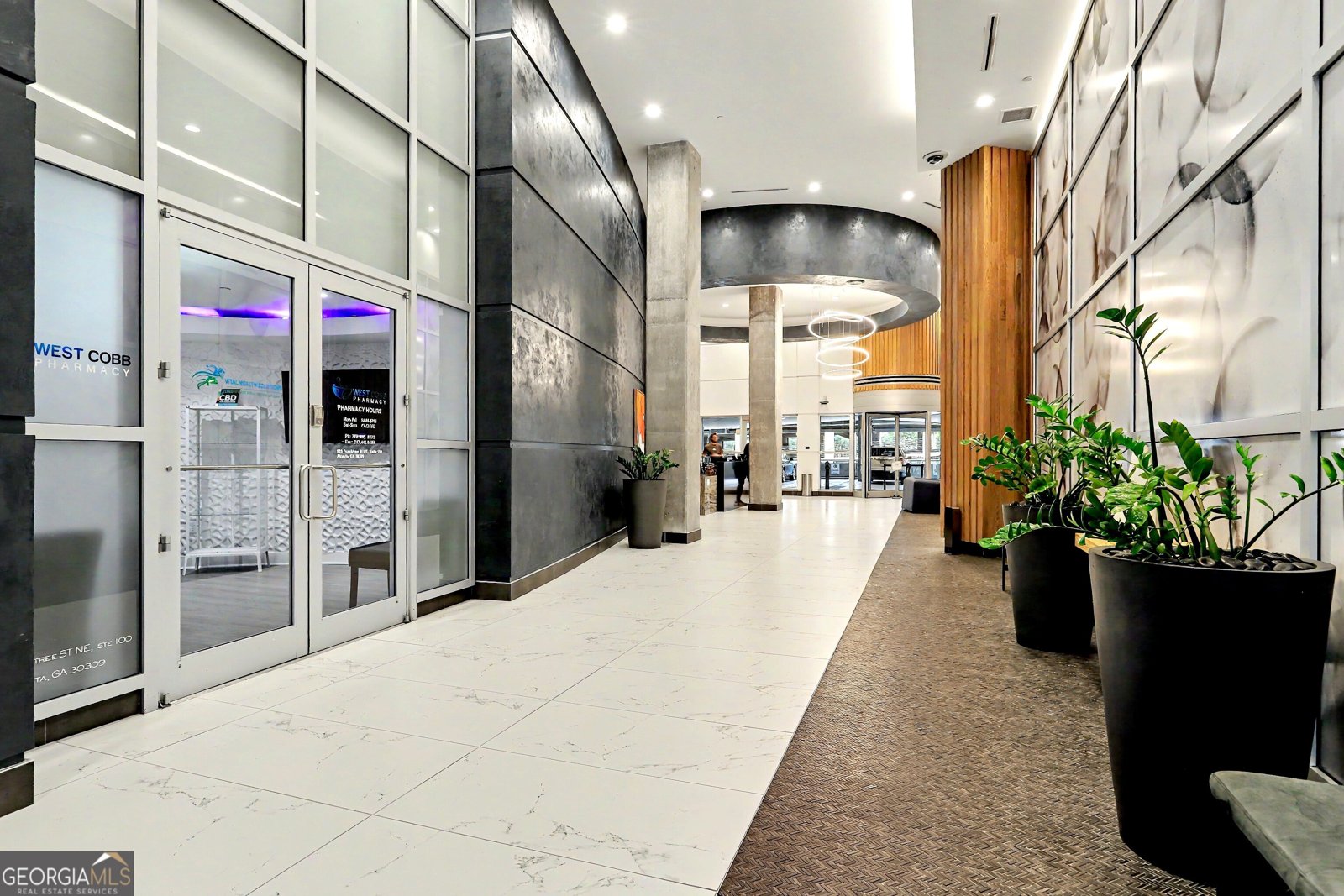 943 Peachtree Street Atlanta - main photo