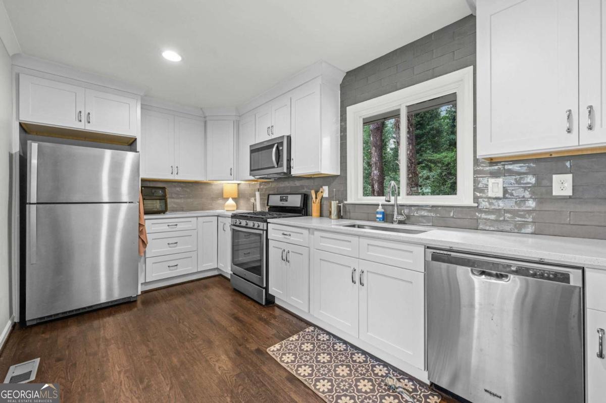 1762 Boulderview Drive Atlanta - Photo 8