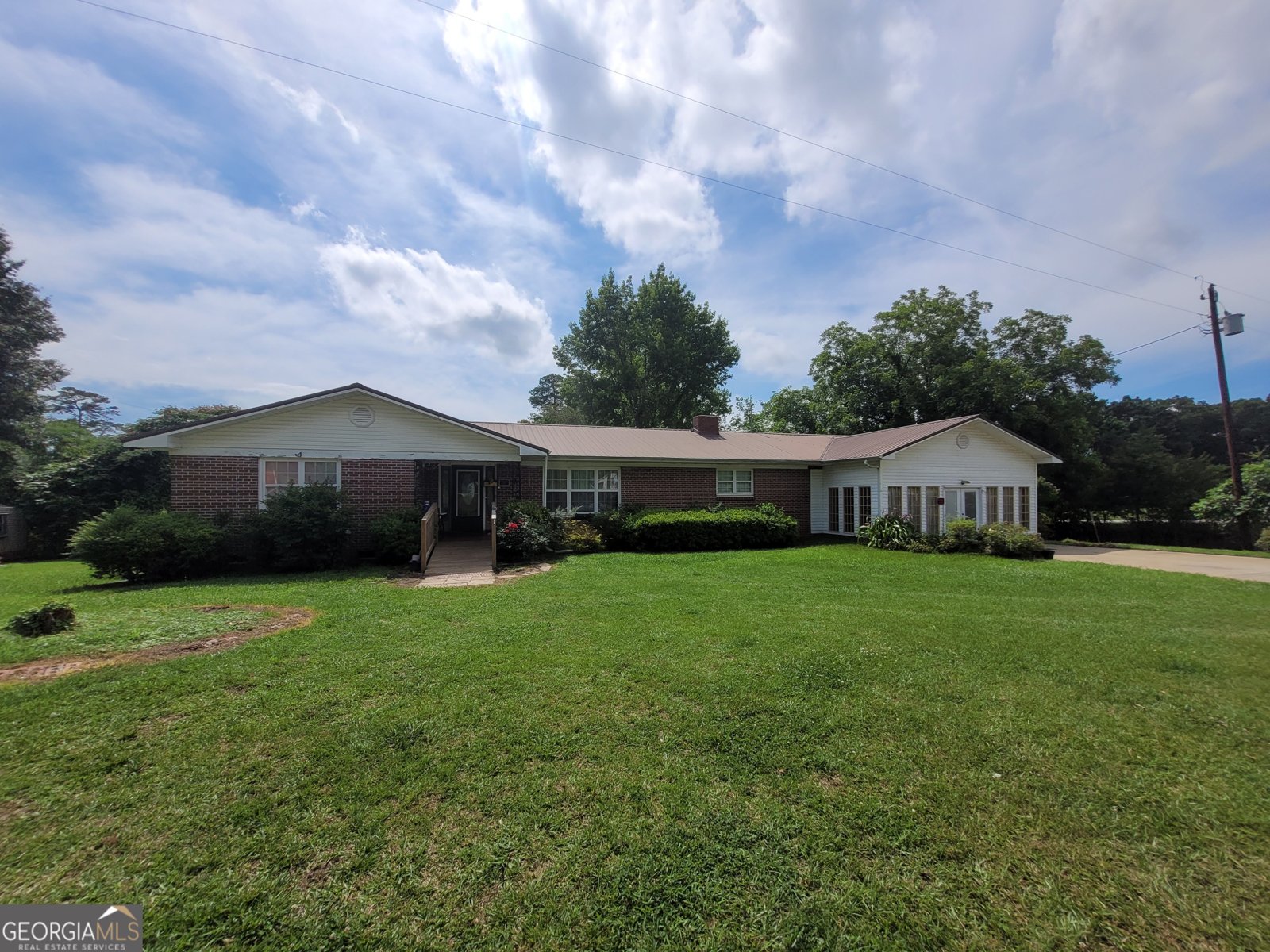 1140 Lafayette Hwy Roanoke - main photo