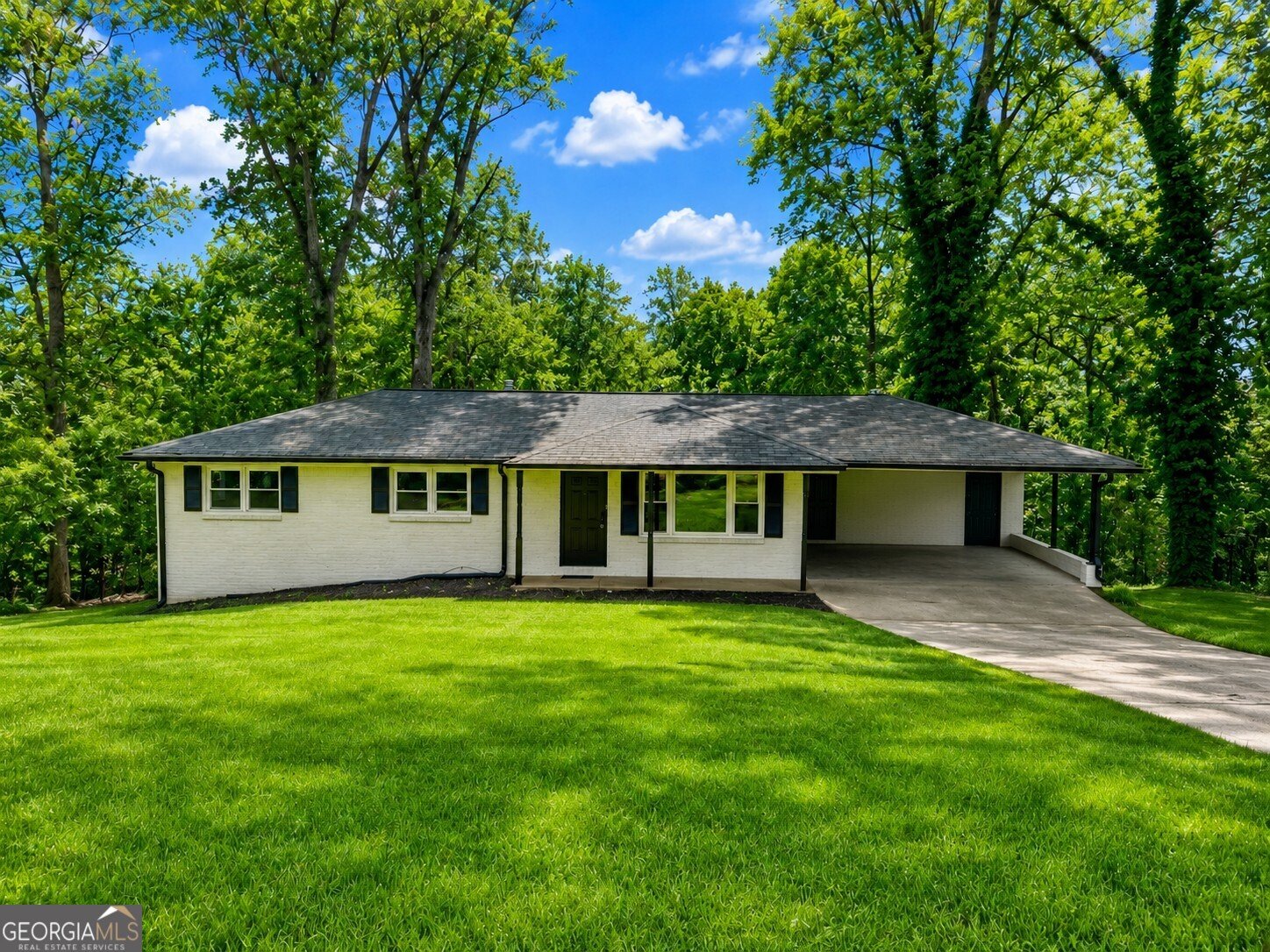 1539 Rockingway Drive Marietta - main photo