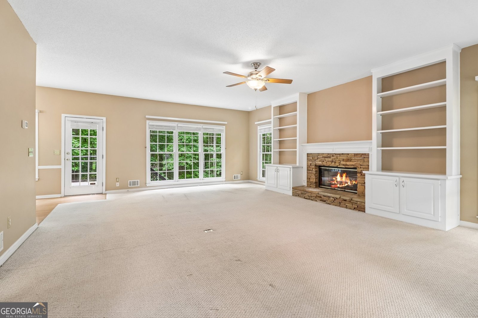 8215 Stonebrook Court Cumming - Photo 7