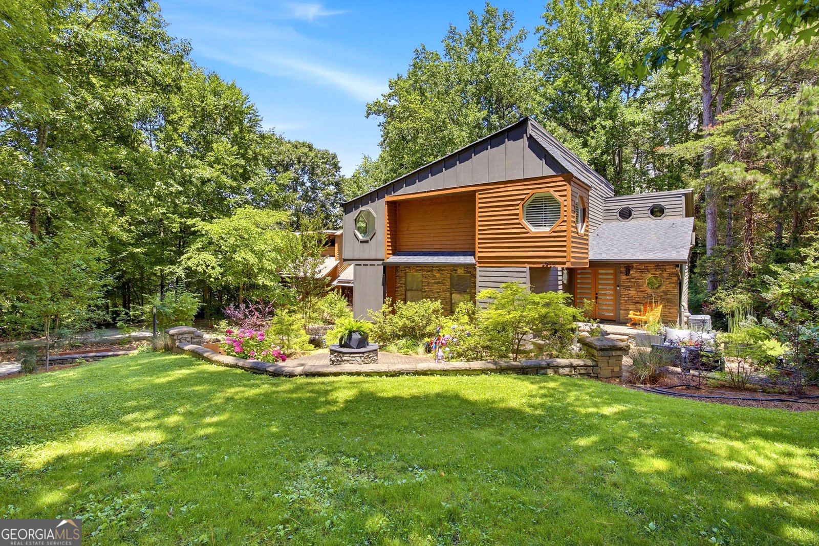 5966 Island View Drive Buford - main photo