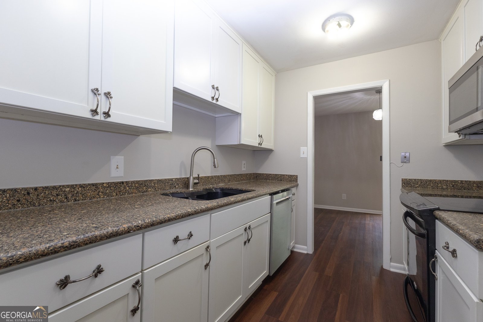 211 Sunnydale Drive Warner Robins - Photo 6