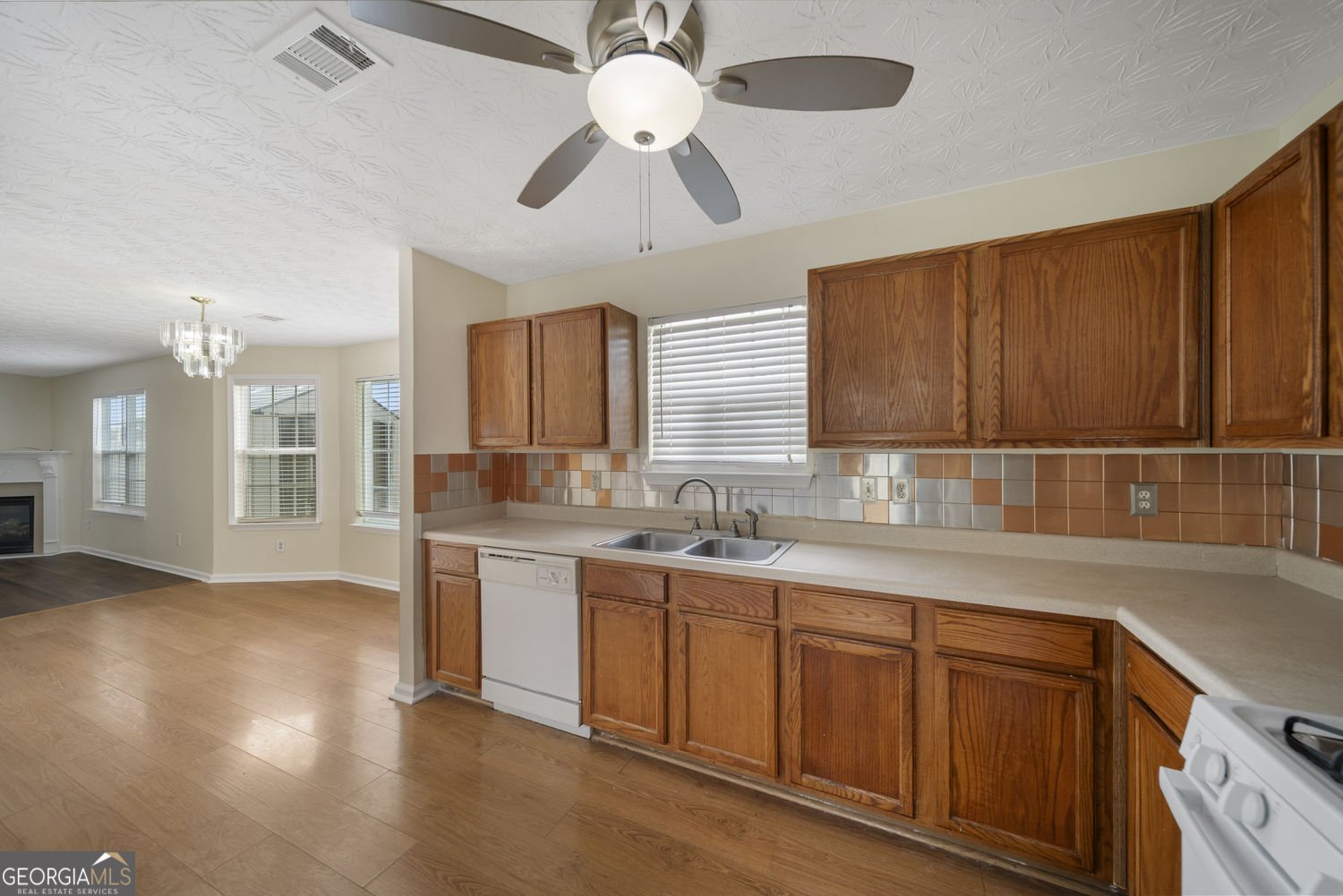 600 Armitage Way Stockbridge - Photo 13