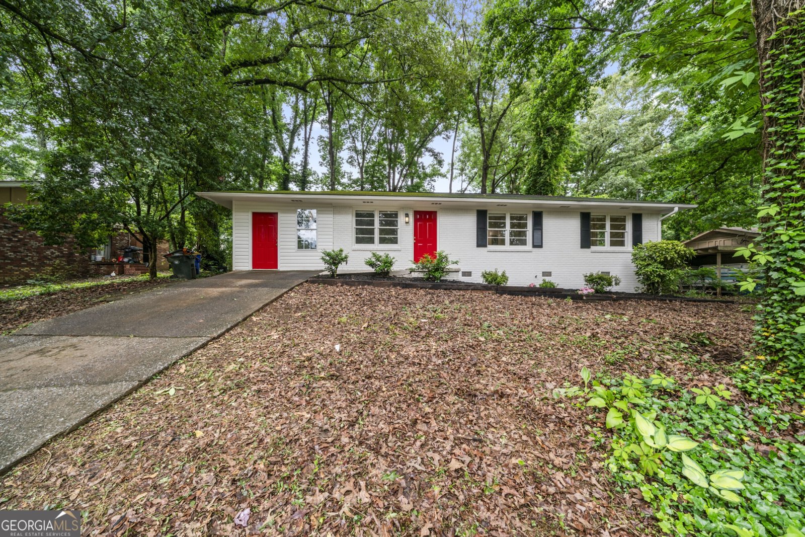 2461 Lakewood Drive Kennesaw - main photo