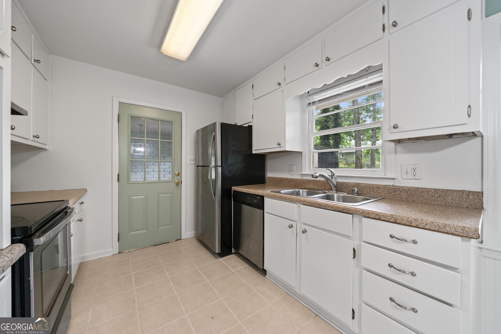 2461 Lakewood Drive Kennesaw - Photo 6