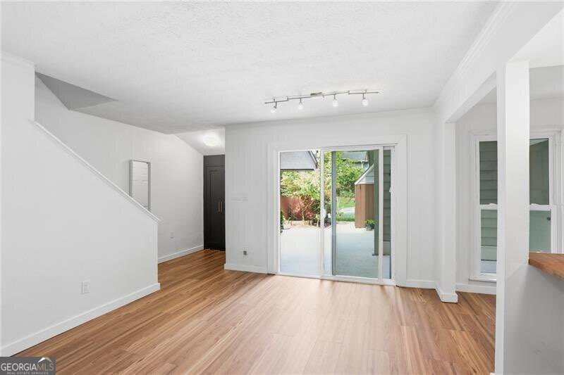 5056 Meadow Lane Marietta - Photo 8