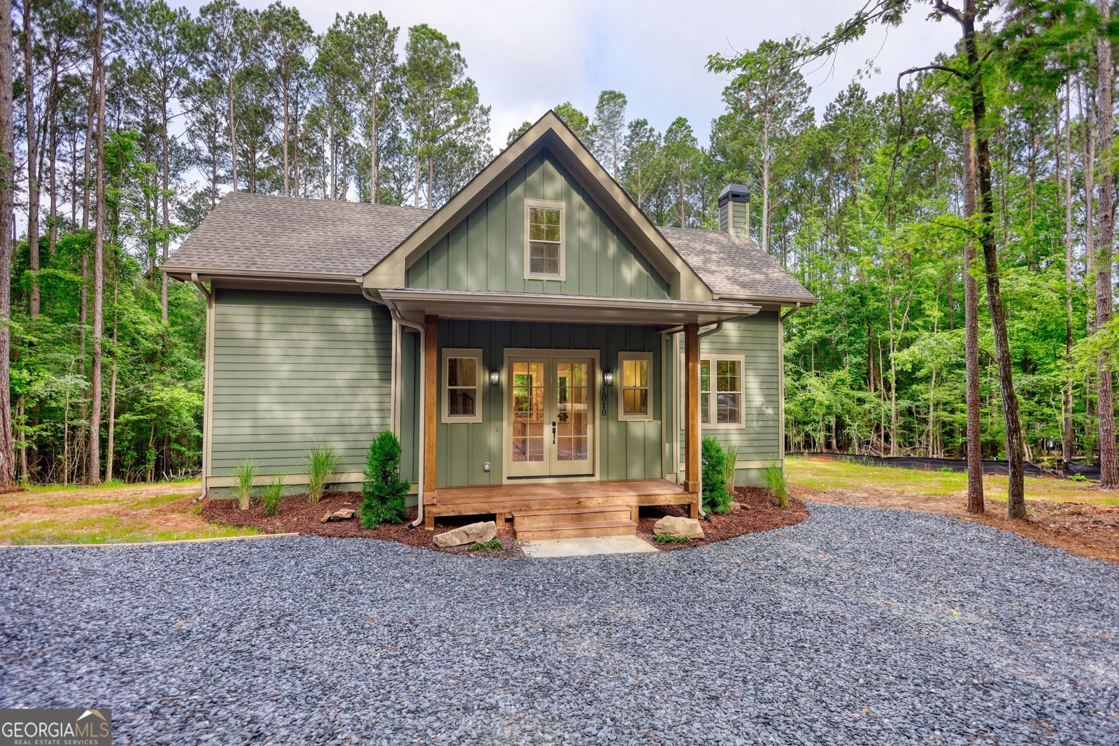 1010 Northwoods Point Greensboro - main photo
