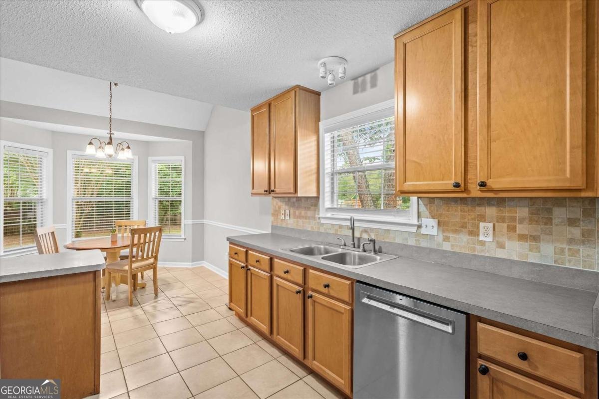 137 Pecan Crescent Newnan - Photo 12