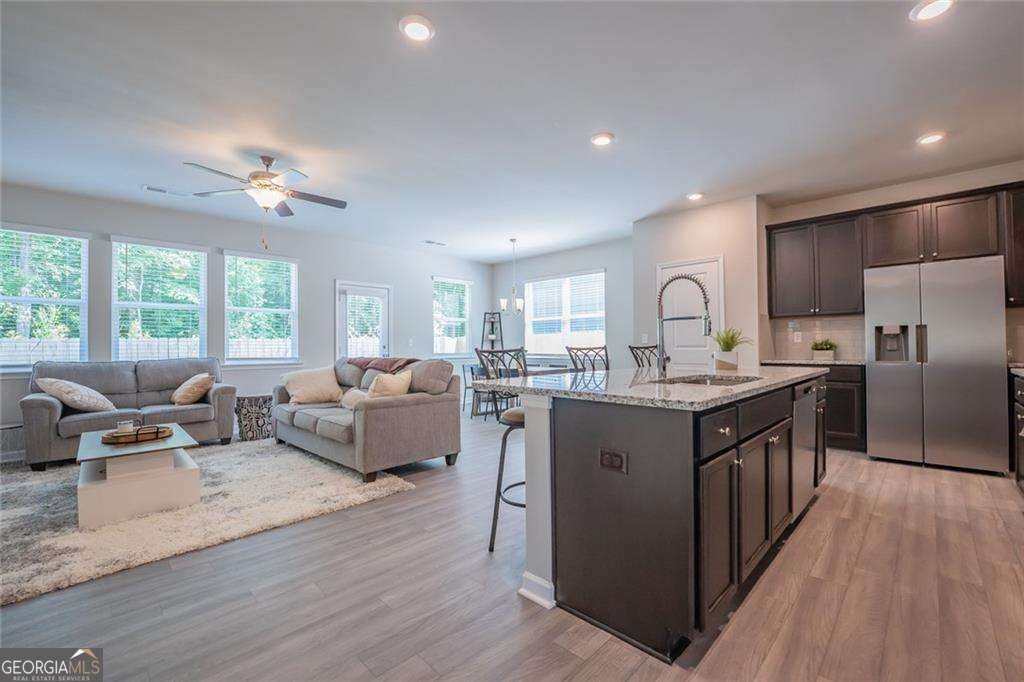 454 Burgundy Terrace Atlanta - Photo 12