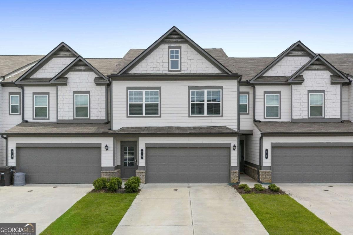 26 Felton Walk Boulevard Cartersville - main photo