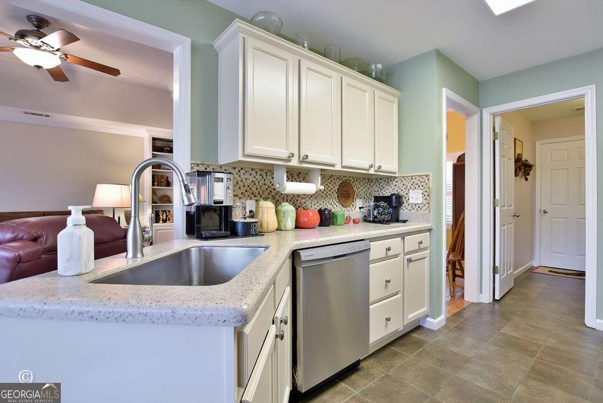 640 Lake Drive Pine Mountain - Photo 10
