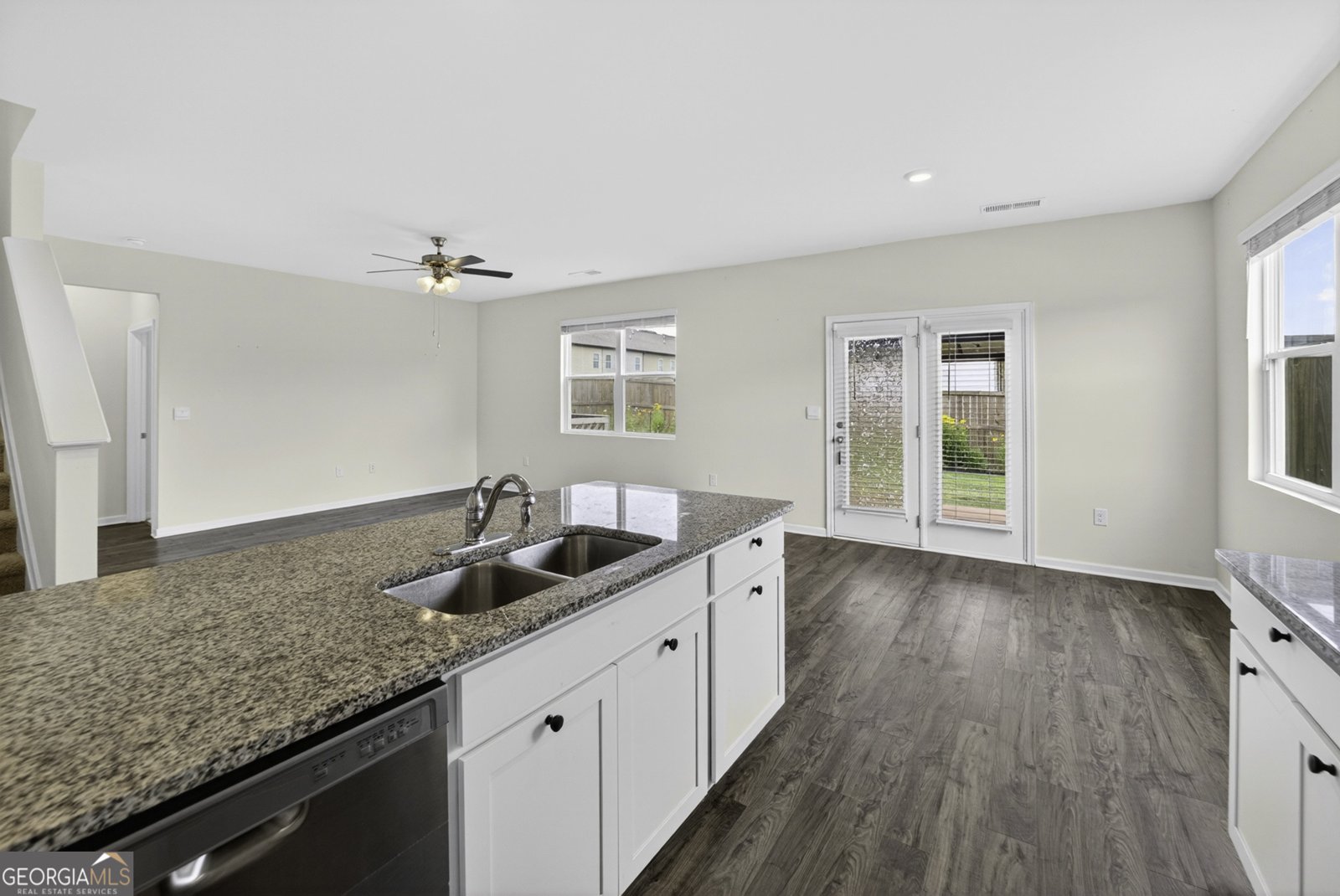 155 Amberjack Trail Covington - Photo 10