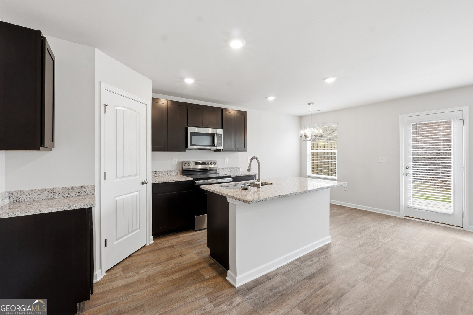 208 Norchester Avenue Hogansville - Photo 6