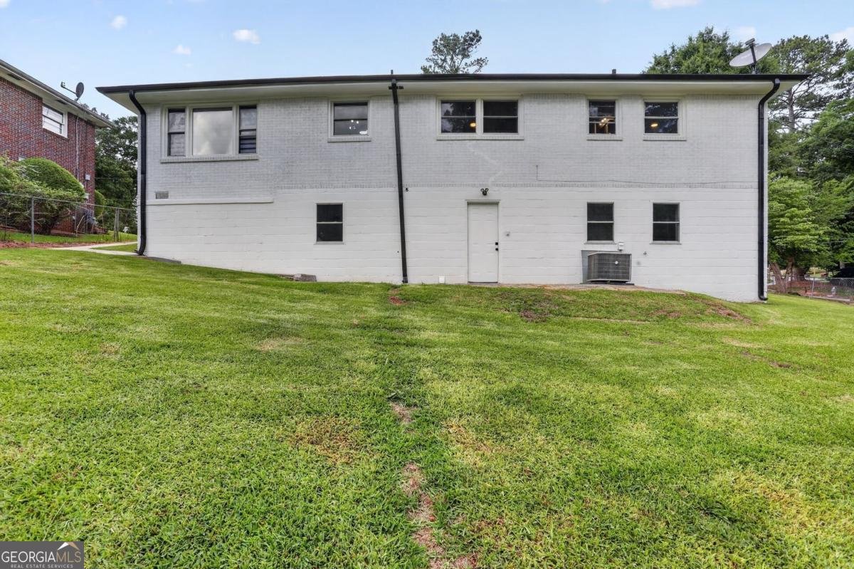 3081 Glendale Court Decatur - Photo 15