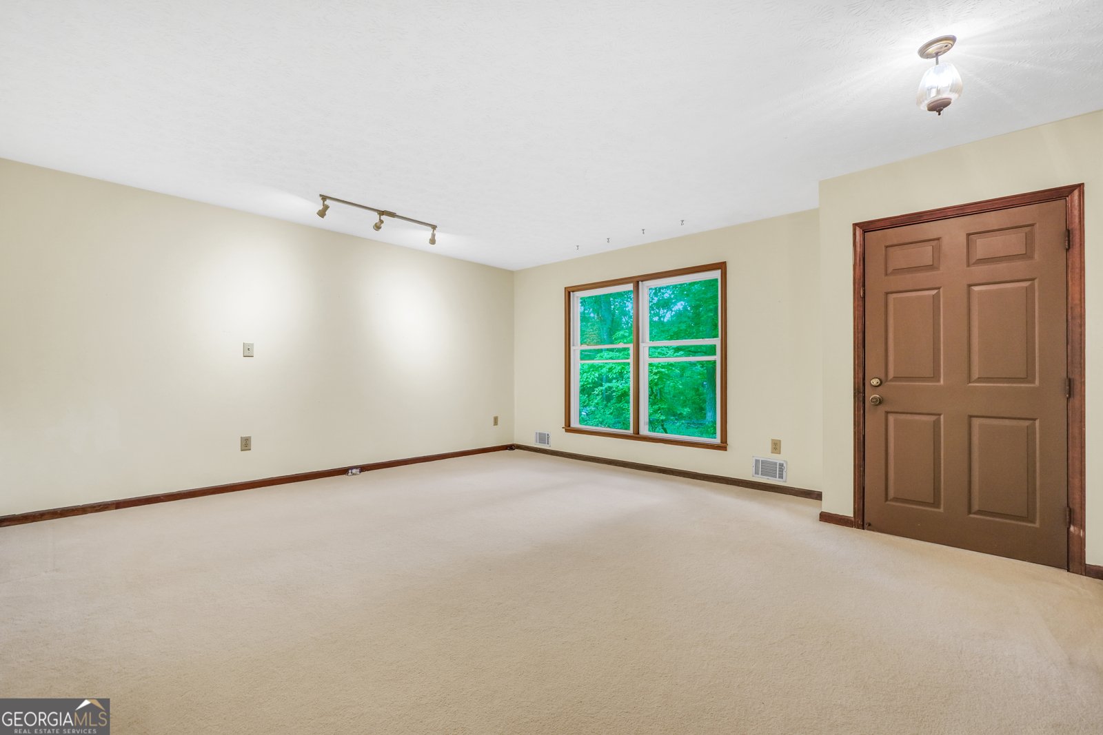 315 Caldwell Circle Athens - Photo 9