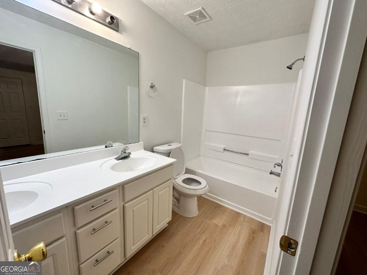 1181 Vintage Pointe Drive Lawrenceville - Photo 9