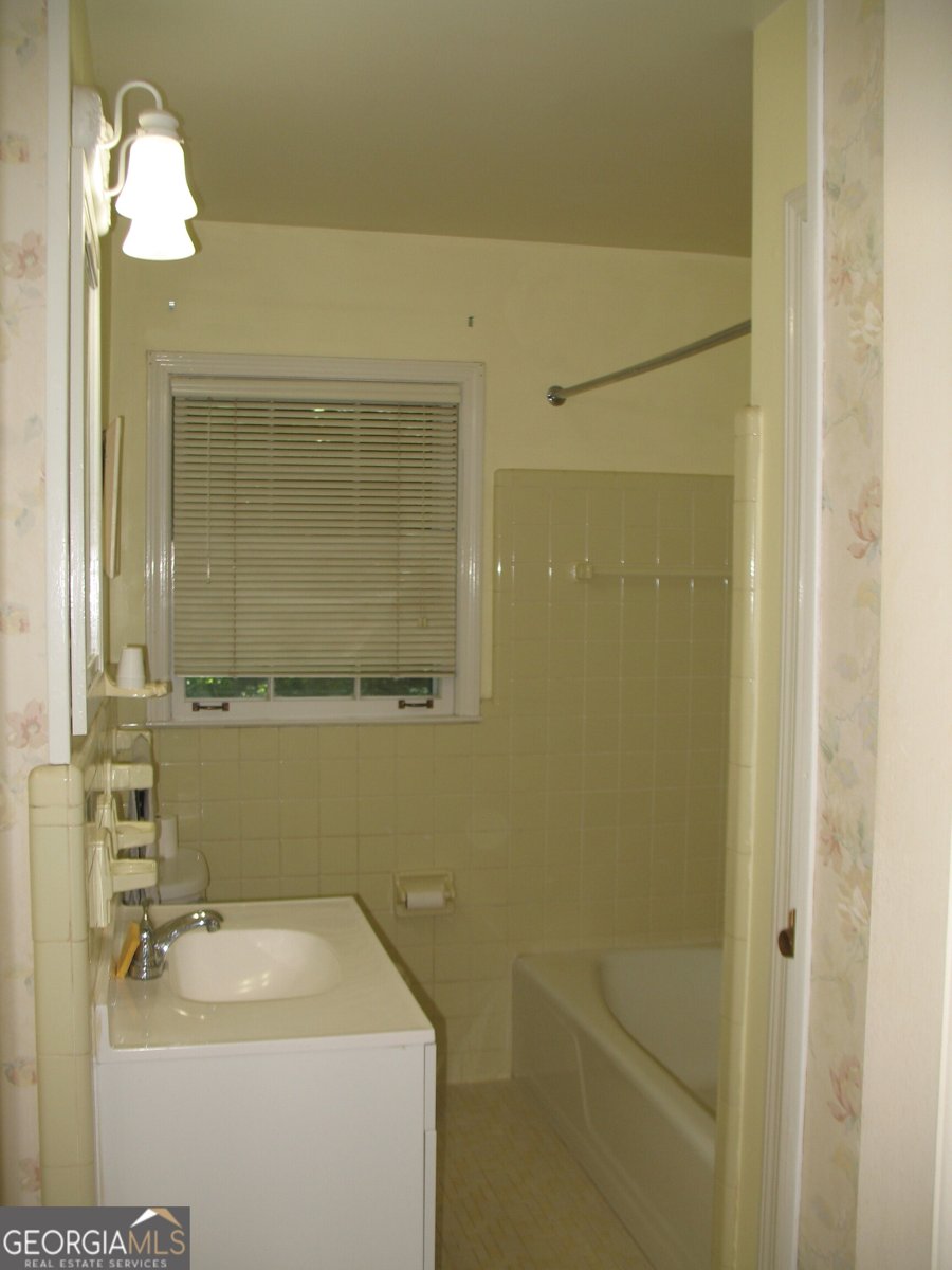 2281 Midvale Circle Tucker - Photo 9
