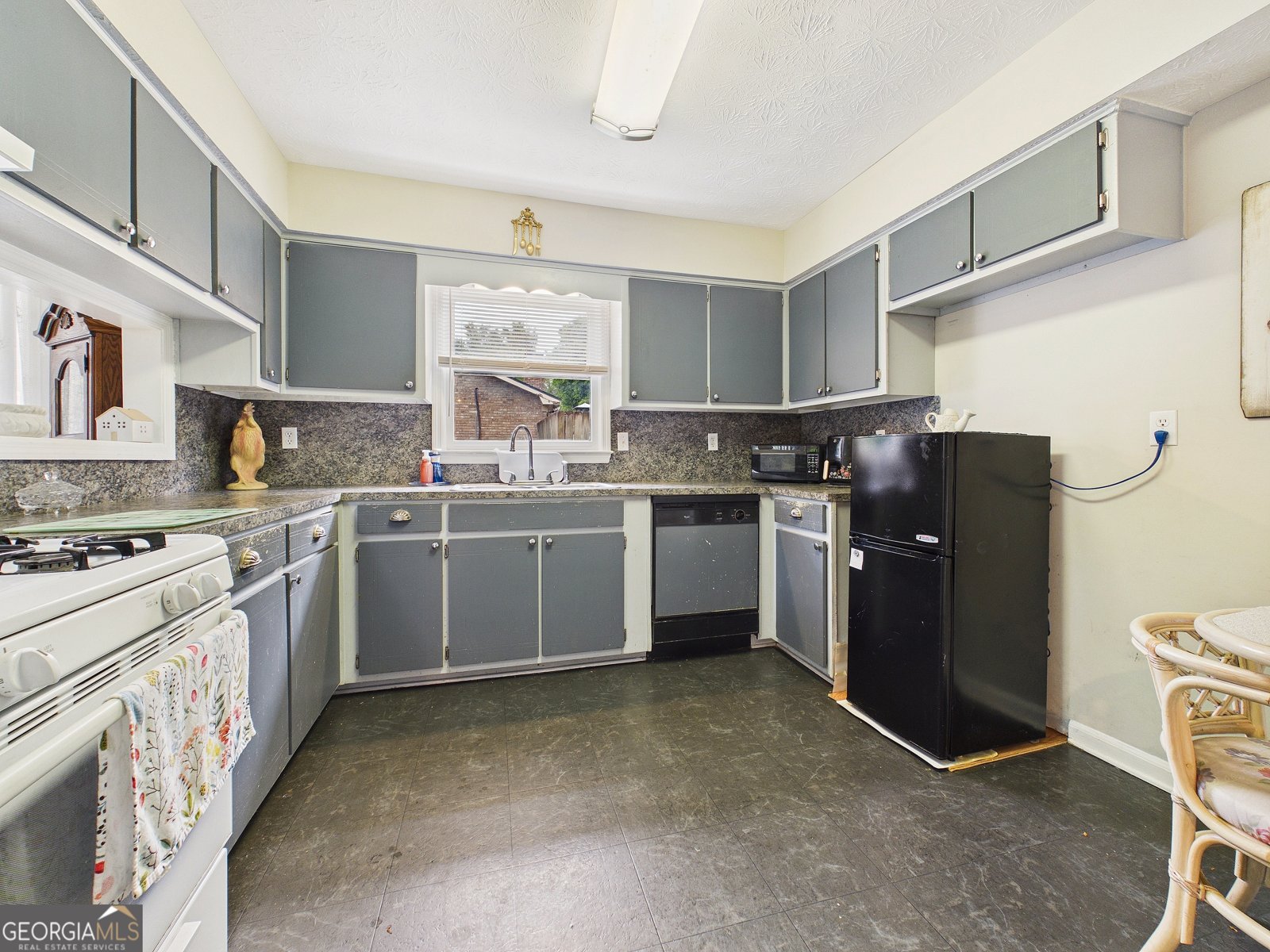 7508 Lloyd Road Columbus - Photo 11