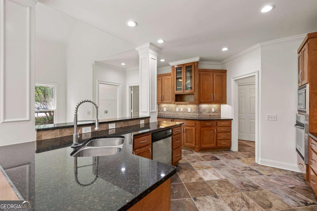 388 Della Walk Court Lilburn - Photo 27