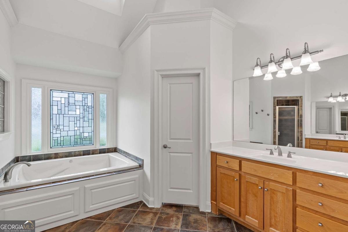 388 Della Walk Court Lilburn - Photo 37