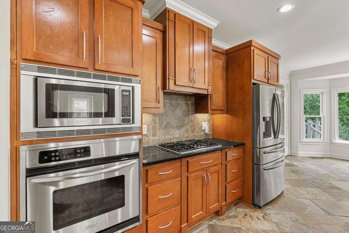 388 Della Walk Court Lilburn - Photo 7