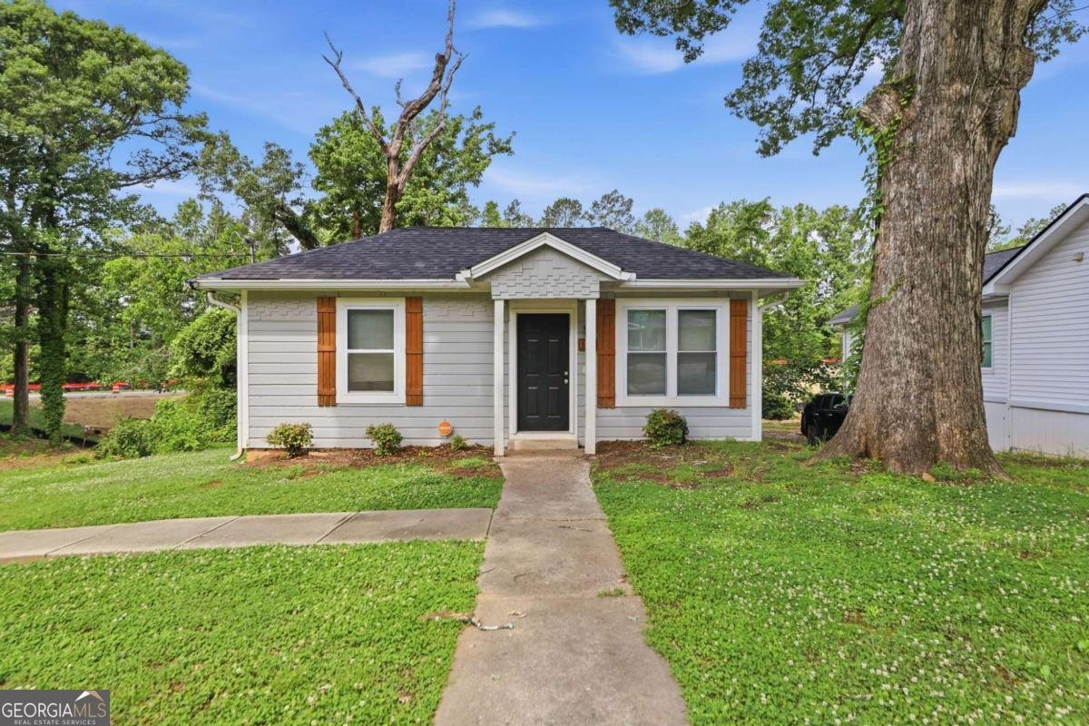 1152 Wedgewood Drive Atlanta - main photo