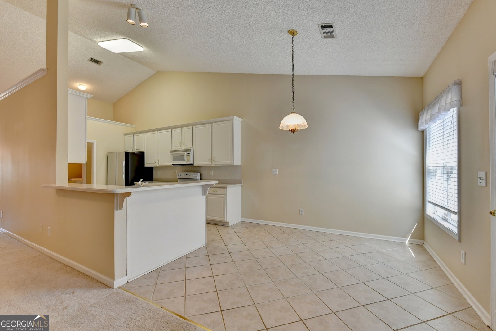 1406 Mandalay Court Lilburn - Photo 18