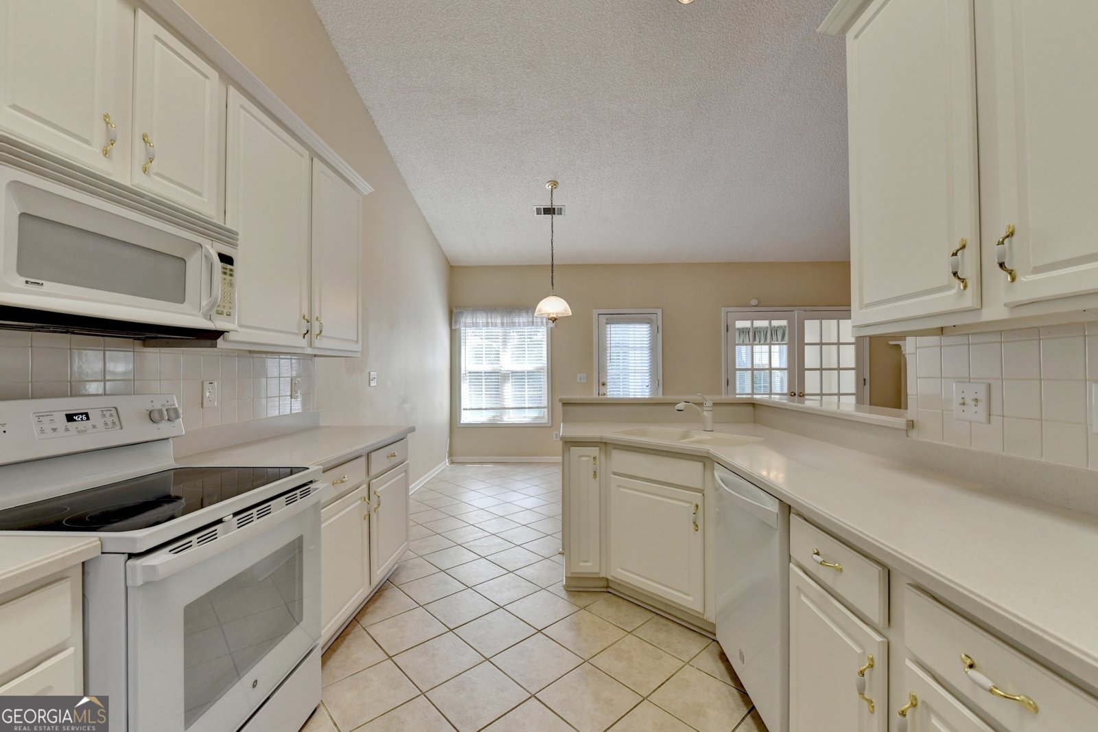 1406 Mandalay Court Lilburn - Photo 25