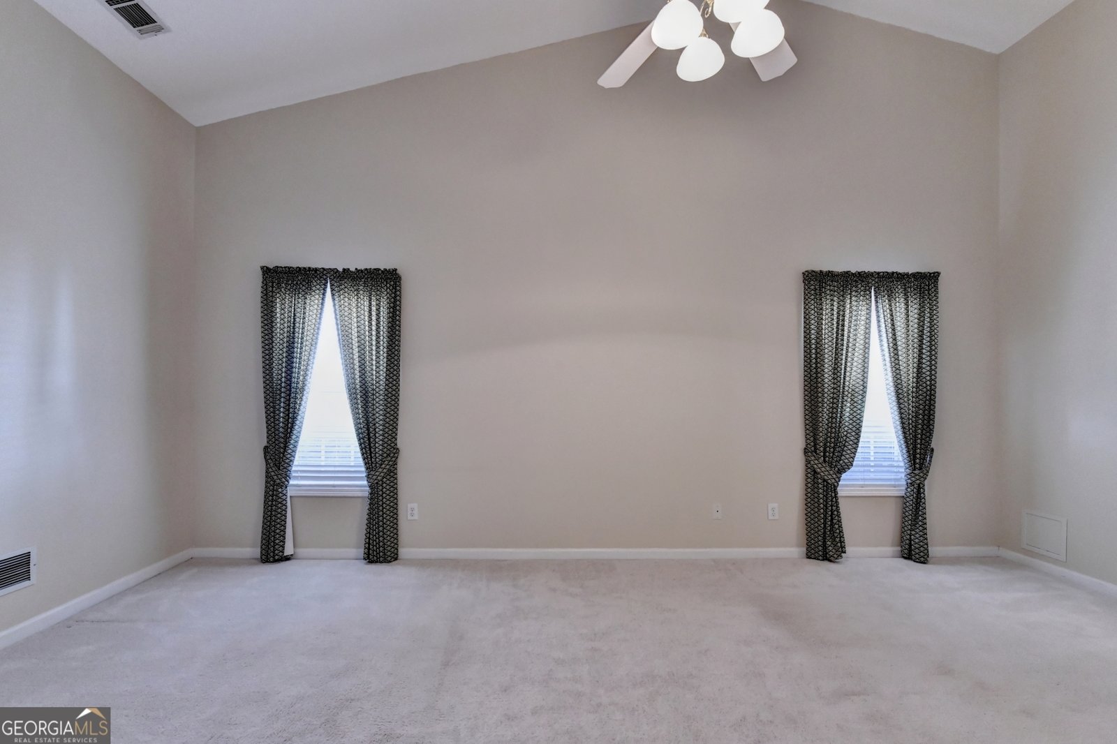 1406 Mandalay Court Lilburn - Photo 30