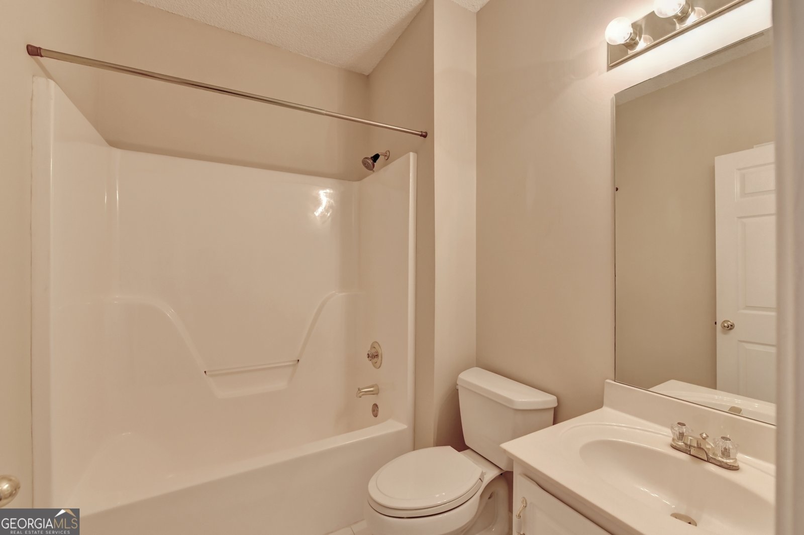 1406 Mandalay Court Lilburn - Photo 37