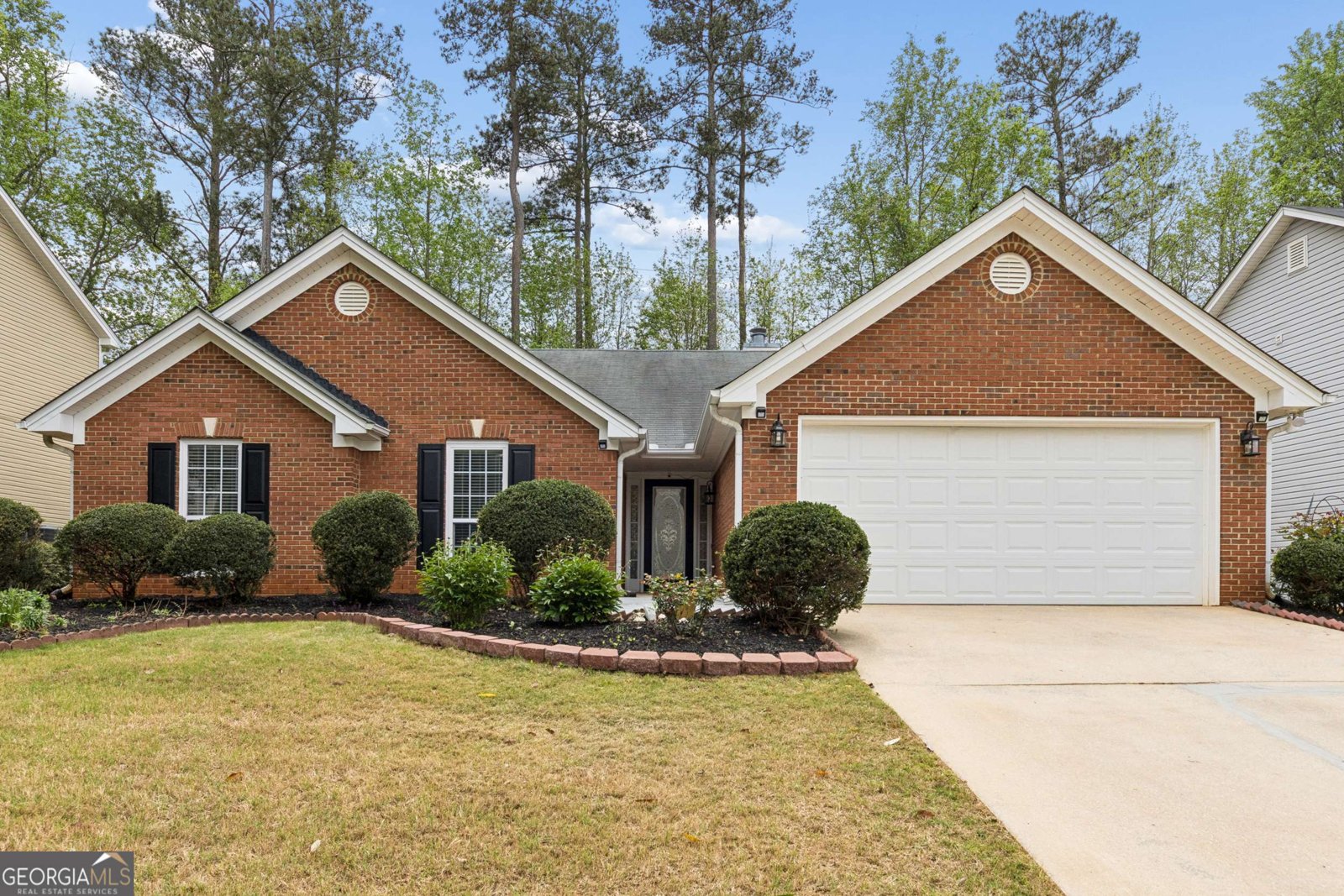 1316 Mandalay Court Lilburn - main photo