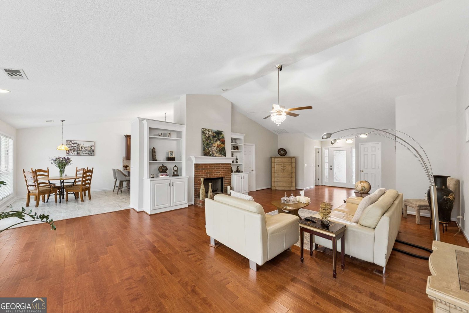 1316 Mandalay Court Lilburn - Photo 9