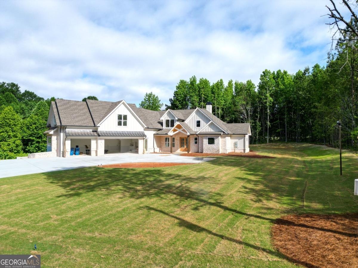 2889 Briscoe Road Loganville - main photo