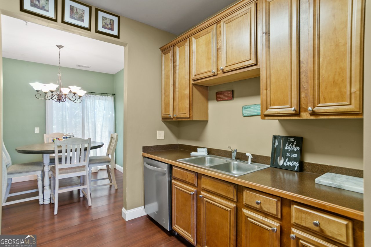 207 River Green Avenue Canton - Photo 14
