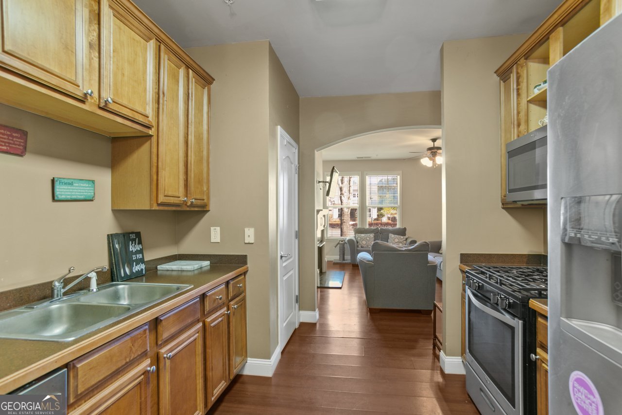 207 River Green Avenue Canton - Photo 17