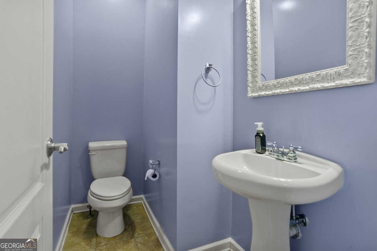 207 River Green Avenue Canton - Photo 18