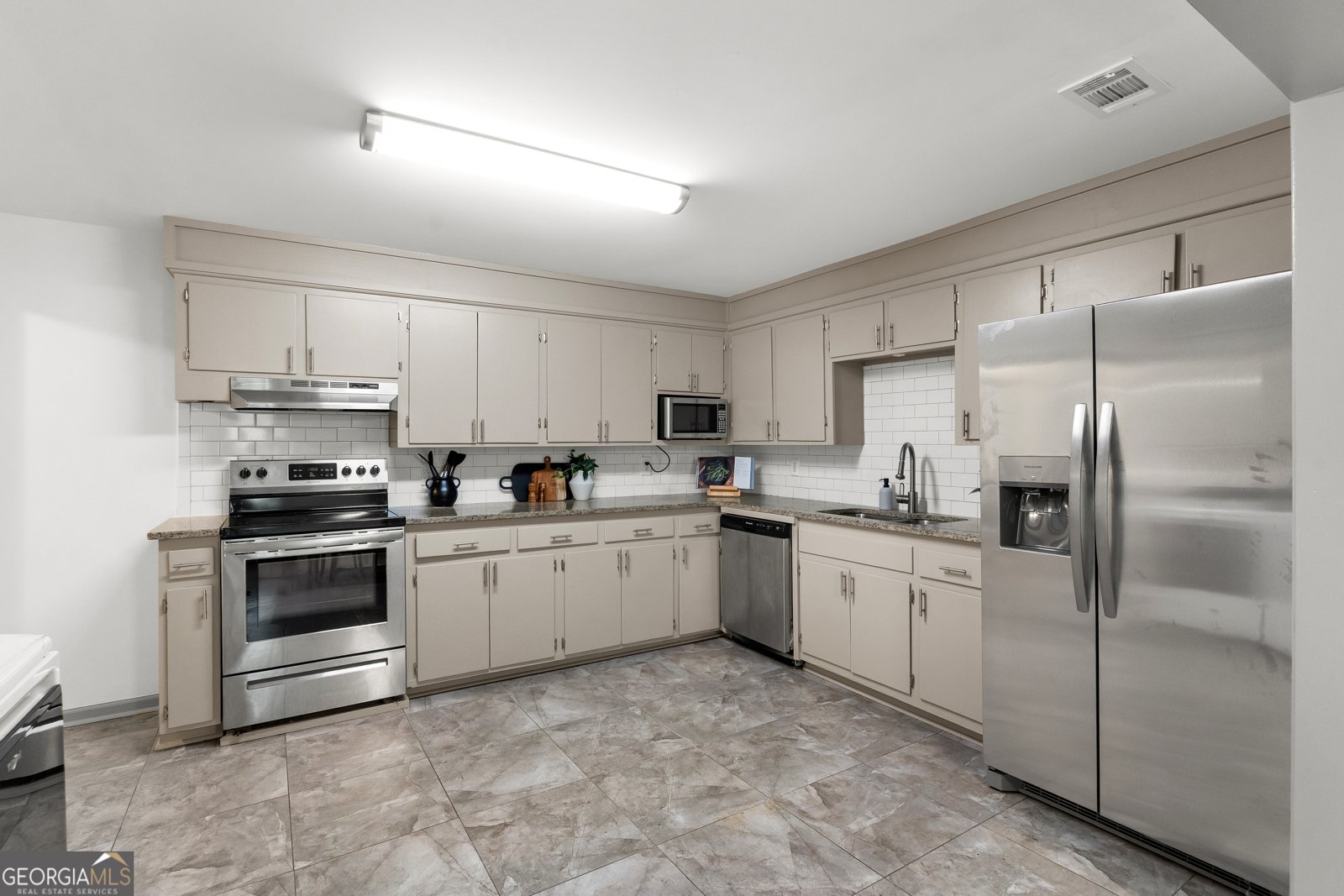 2209 New Mexico Street Savannah - Photo 20