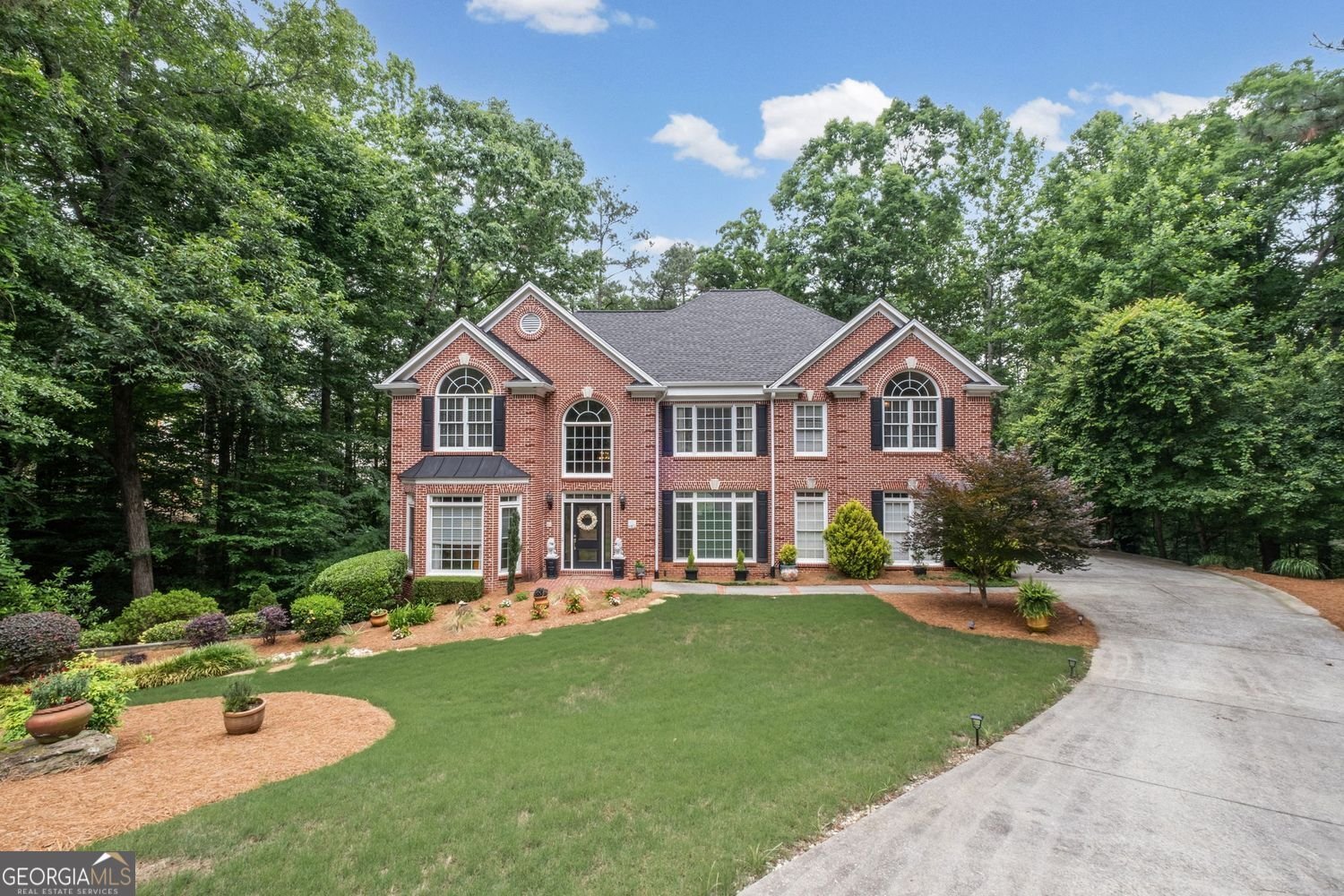 480 Fawn Glen Drive Roswell - main photo