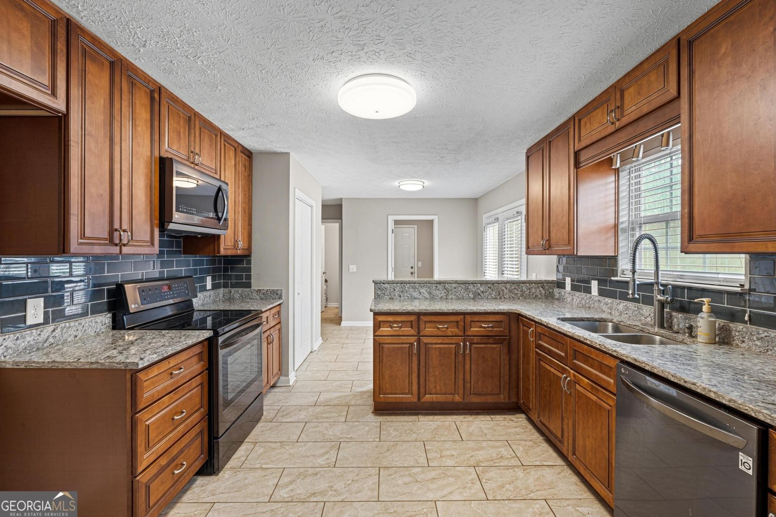 133 Harold Drive McDonough - Photo 12