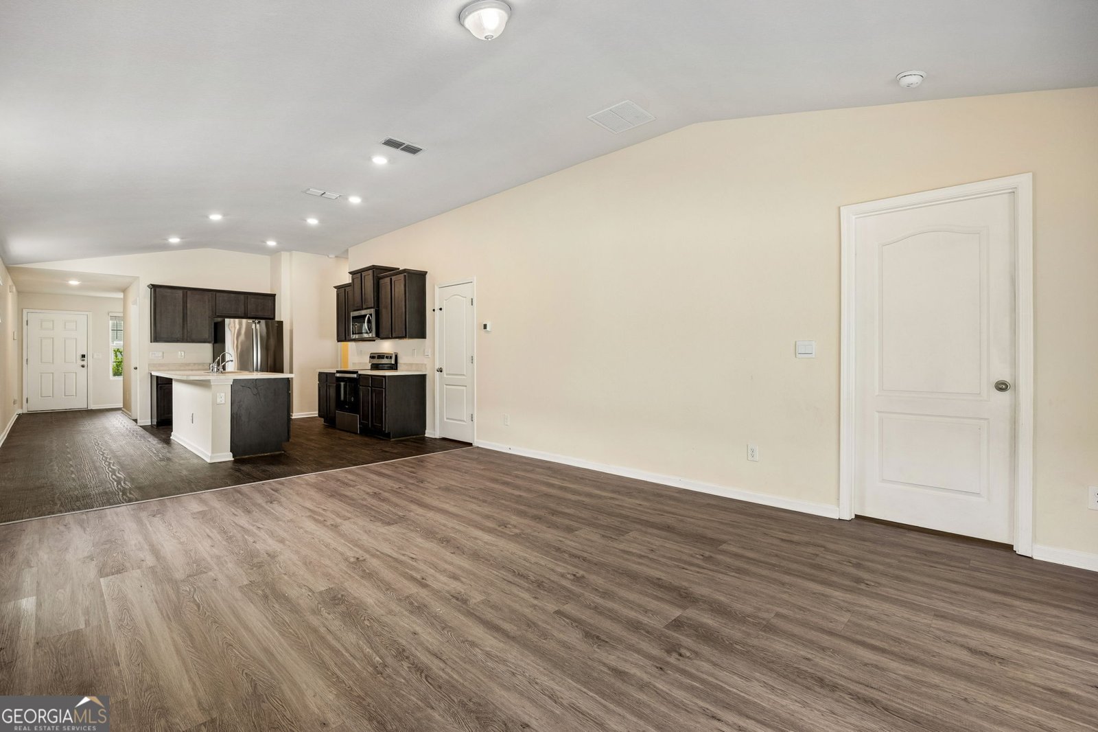 156 Ashwood Circle St. Marys - Photo 8