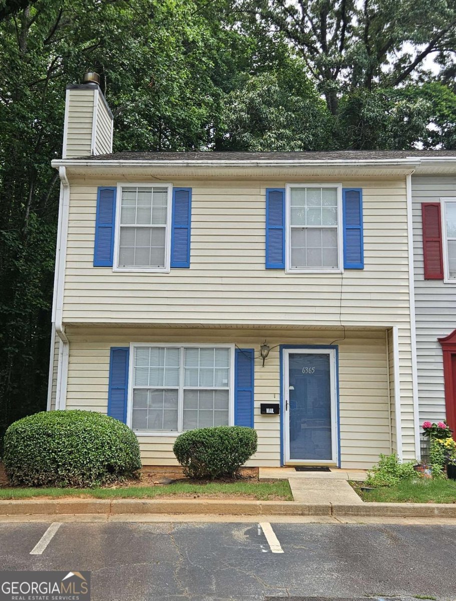 6365 Wedgeview Drive Tucker - main photo